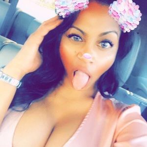 Meet your Posher, Angelina